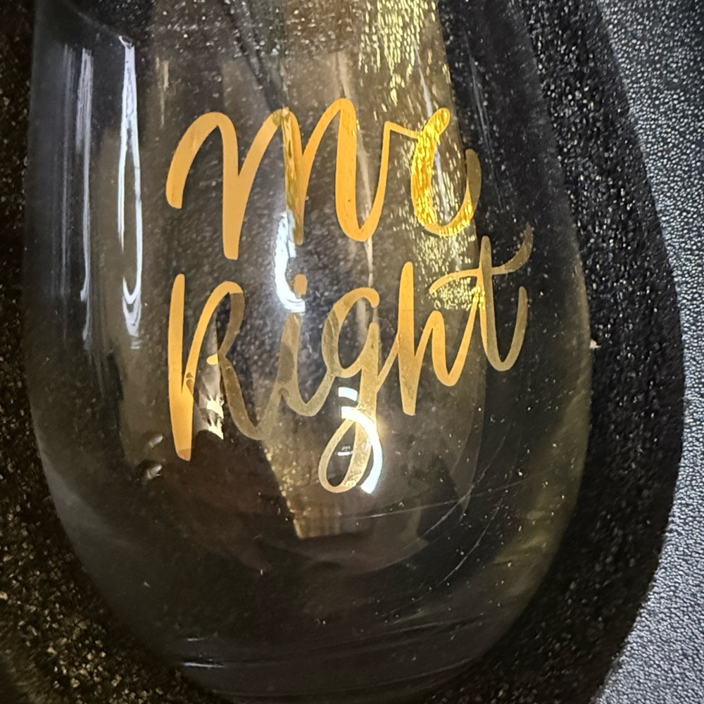 Gold Lettered Glass Set - Picture 3 of 8